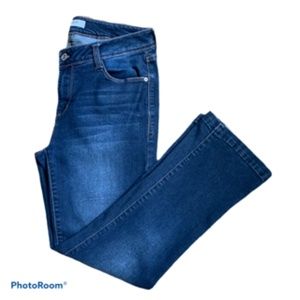 Kensie straight leg Jeans size 4
